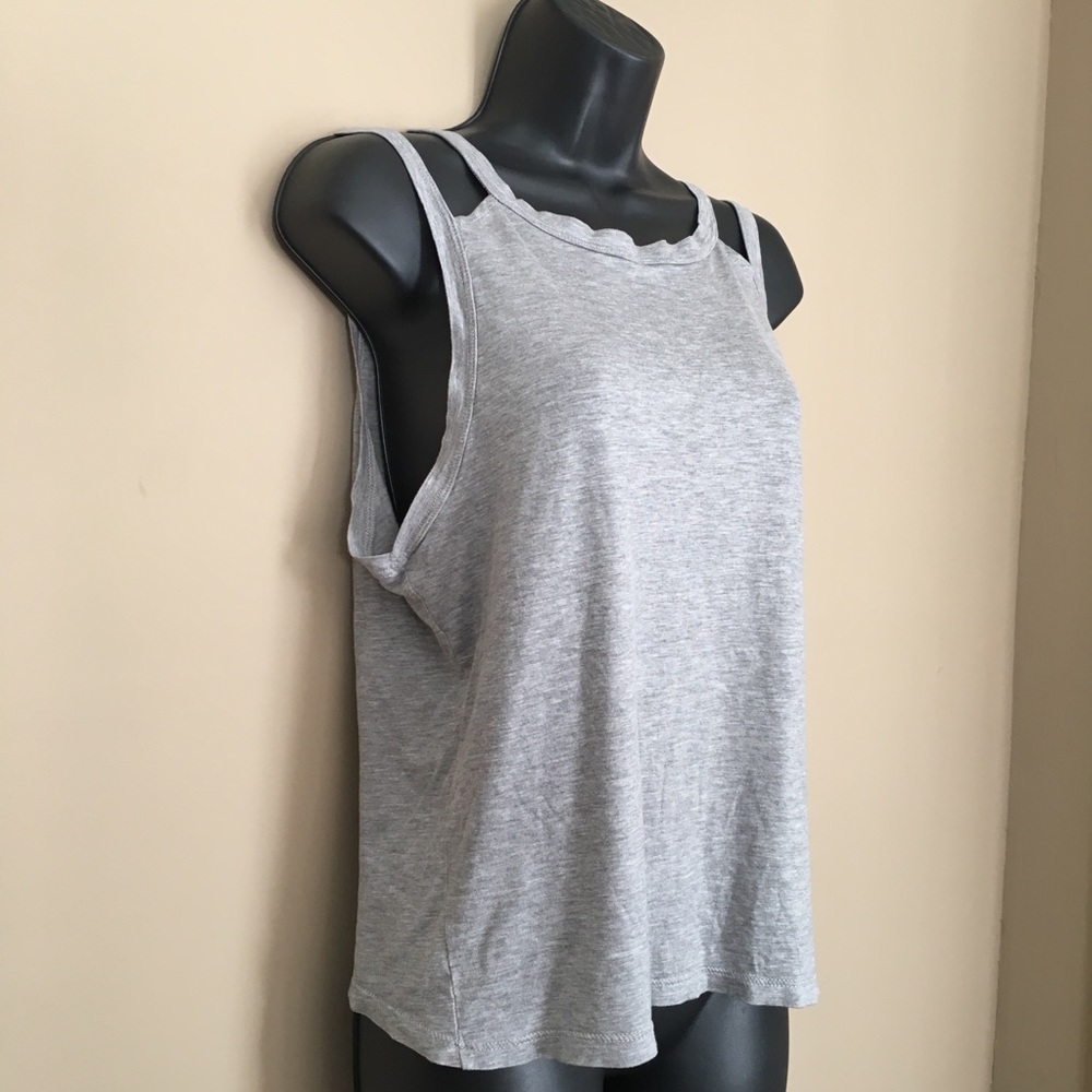 Benjamin Jay Gray Back Cut Out Tank - Picture 3 of 7